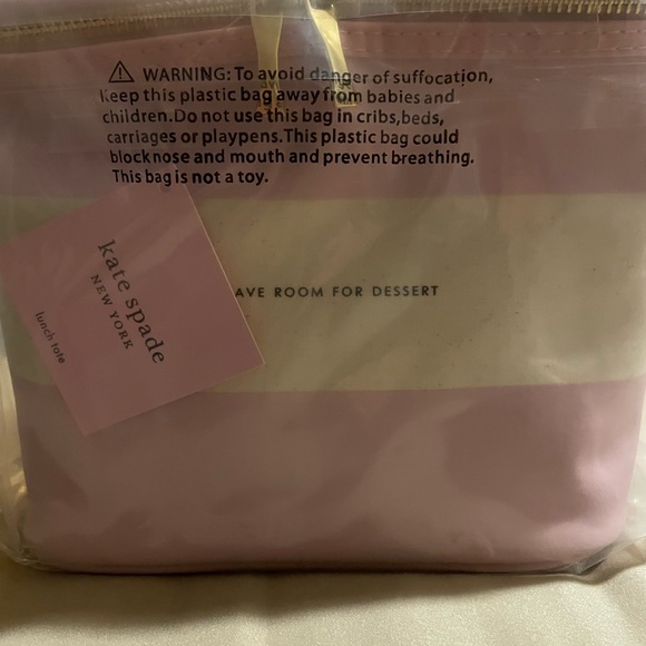 🆕 🍧 Kate Spade ♠️ insulated lunch tote 🍧 - Picture 3 of 4